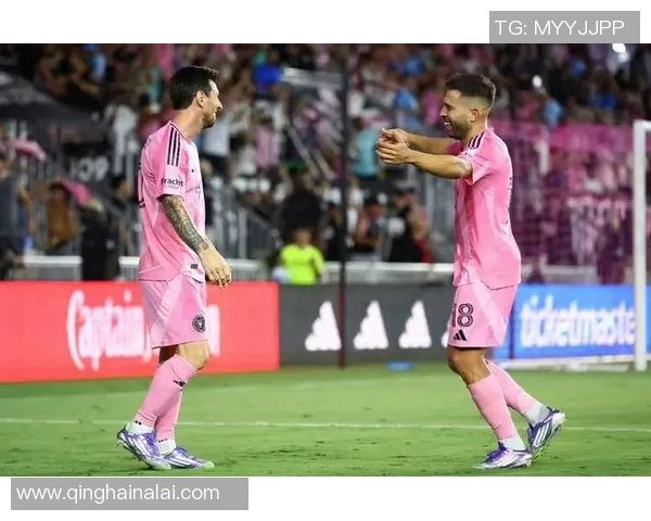 主力前锋伤愈复出首战即破门展现绝佳状态助球队制胜